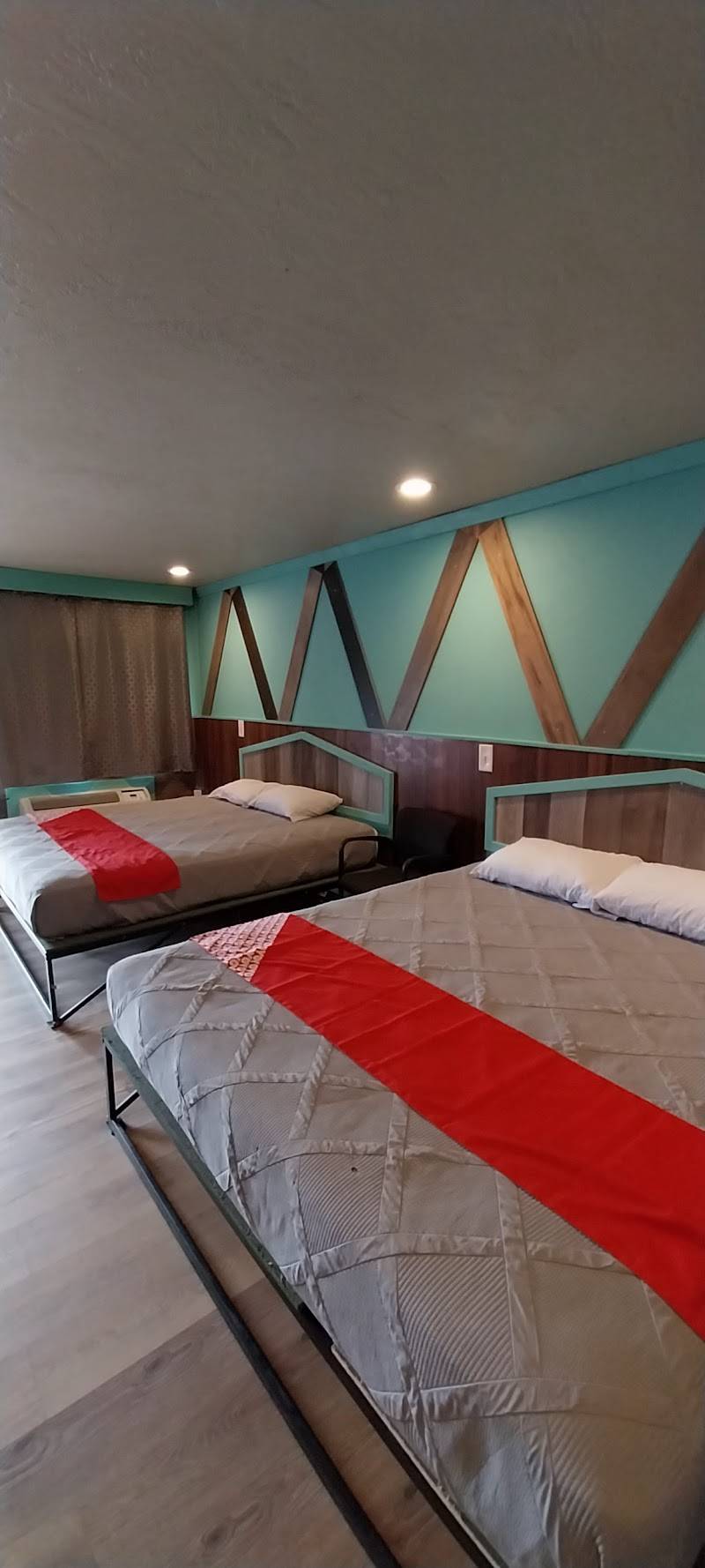 Provo Inn & Suites