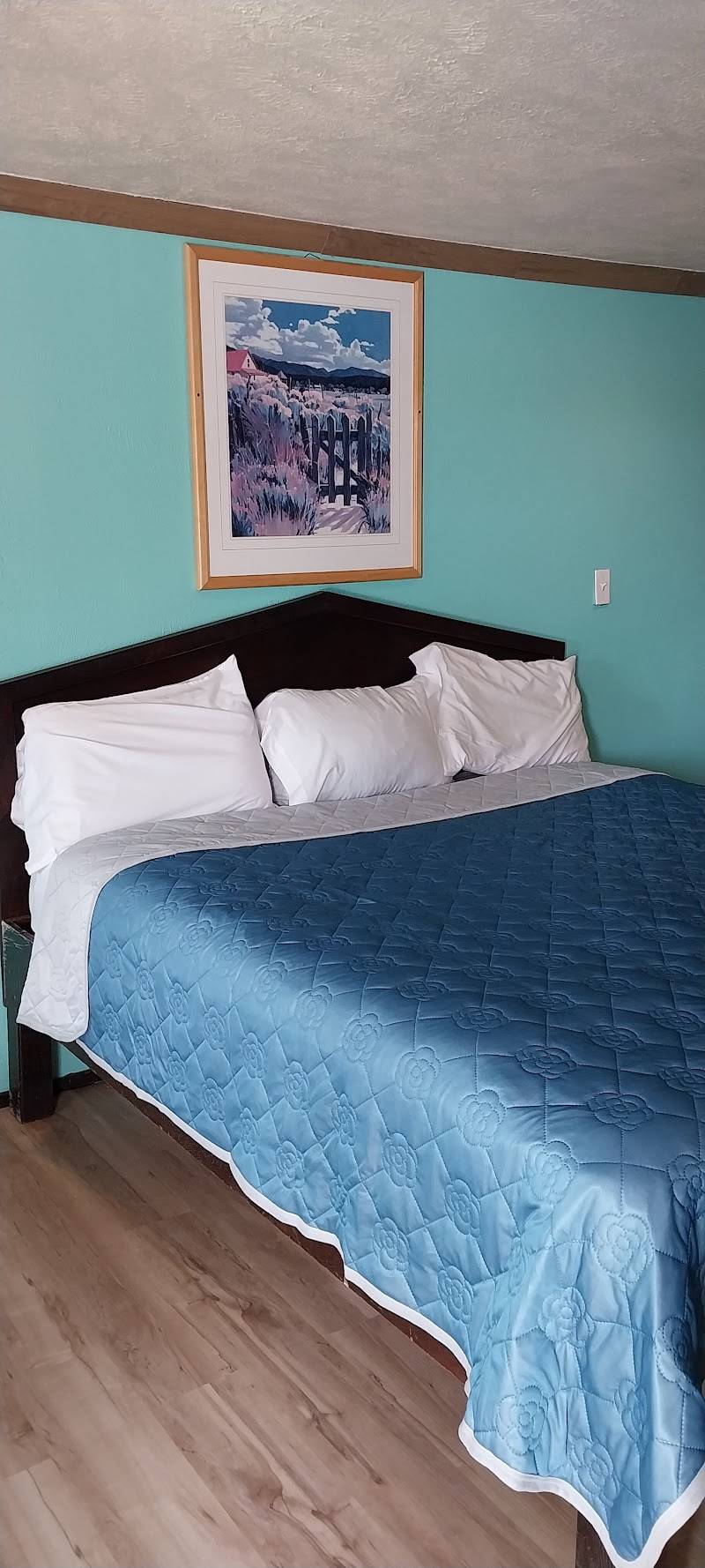 Provo Inn & Suites