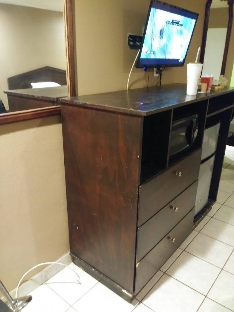 Provo Inn & Suites